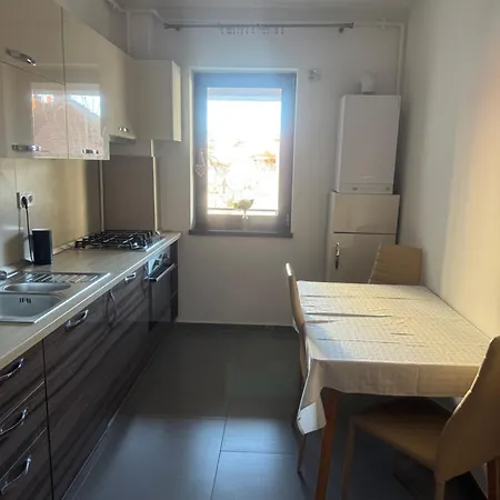 15 Mv 6 Appartamento Braşov